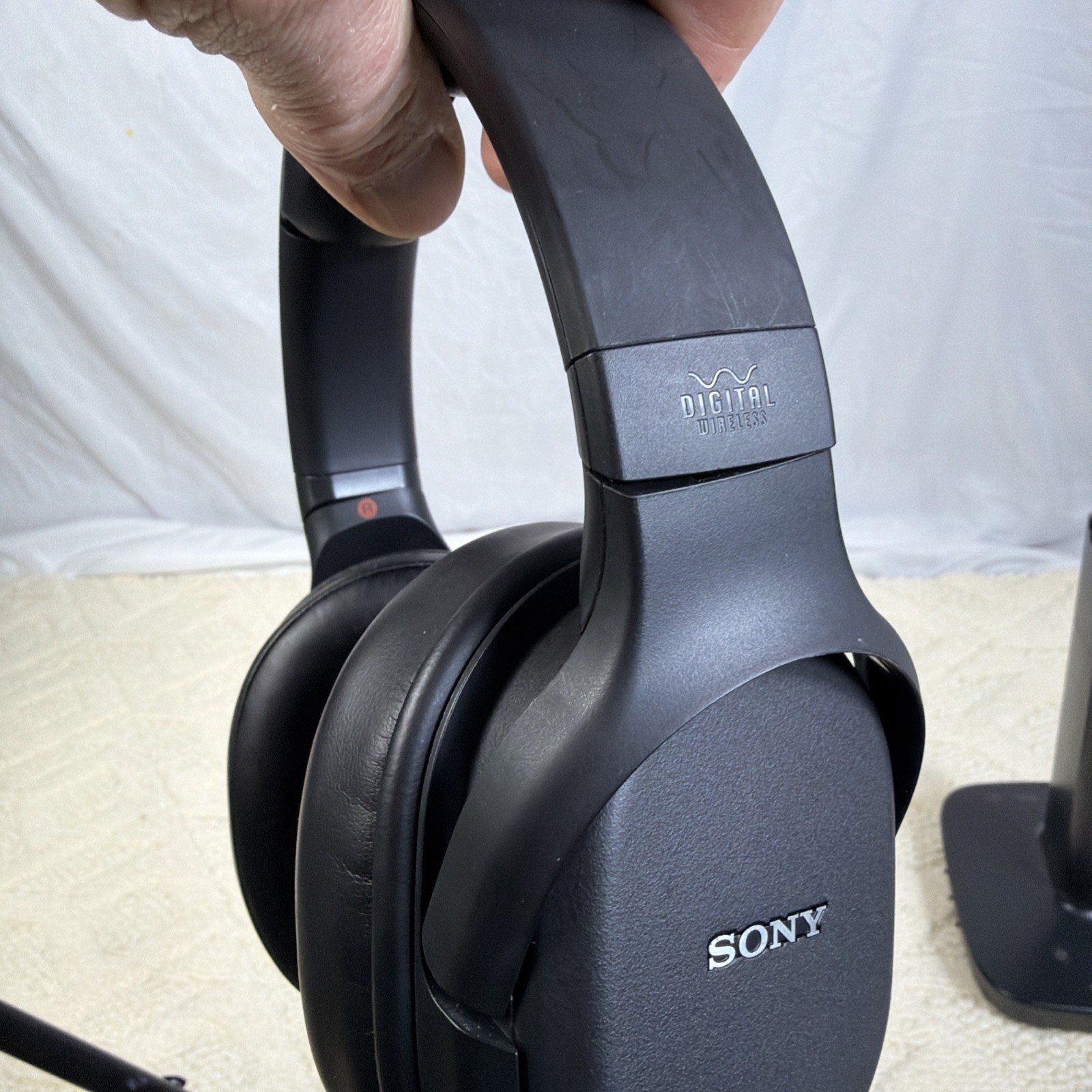 Sony WH-L600 Digital Surround Wireless Headphones Black SONY 7.1ch Digital