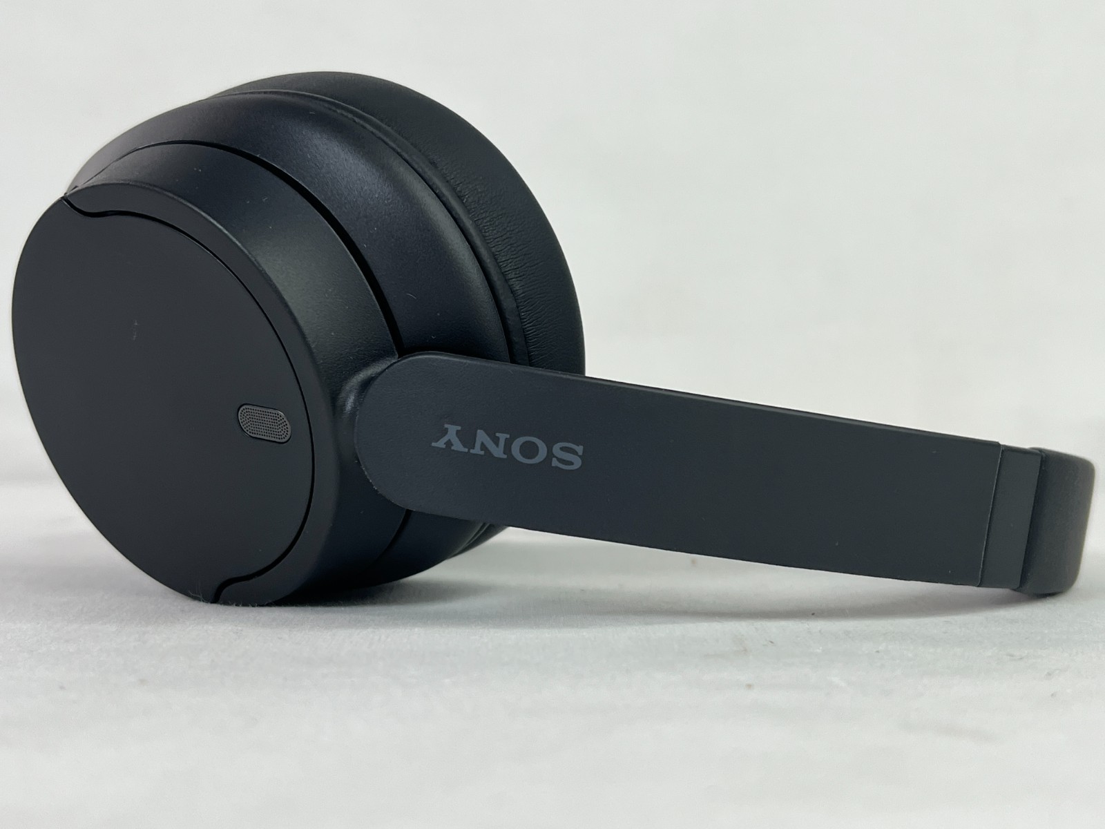 Sony WH-CH720N Black Wireless Bluetooth Noise Cancelling Stereo Headphones