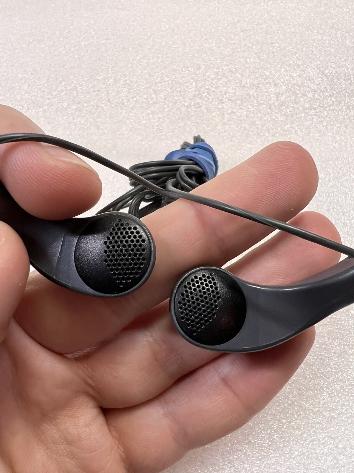 SONY MDR-W08 Stereo Headphones Lightweight Gray/Black – TESTED – WORK!