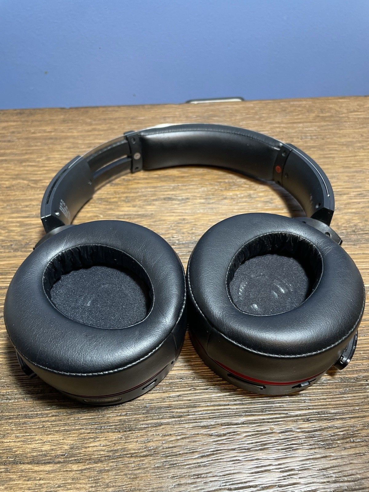 Sony MDR-XB950B1 Extra Bass Wireless Bluetooth Headphones Black/Red Works