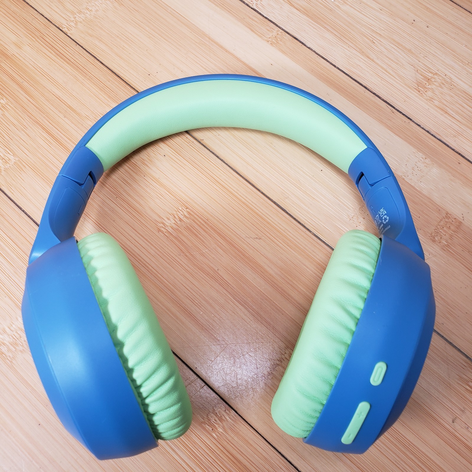 acer Kids Bluetooth Headphones OHR668 Volume Limiter Foldable Portable Blue