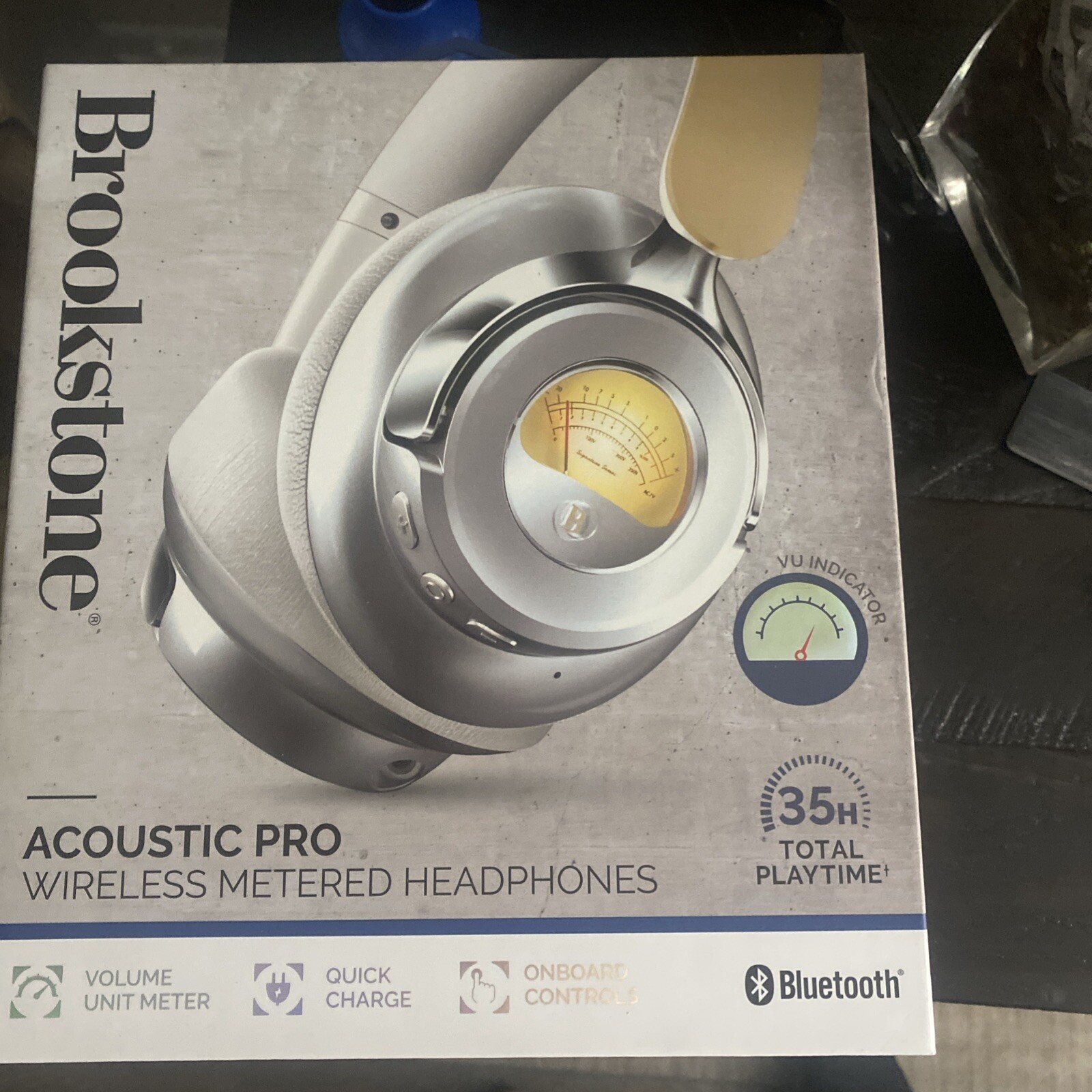 Brookstone Acoustic Pro Wireless Volt Metered Headphones 35 Hours Bluetooth