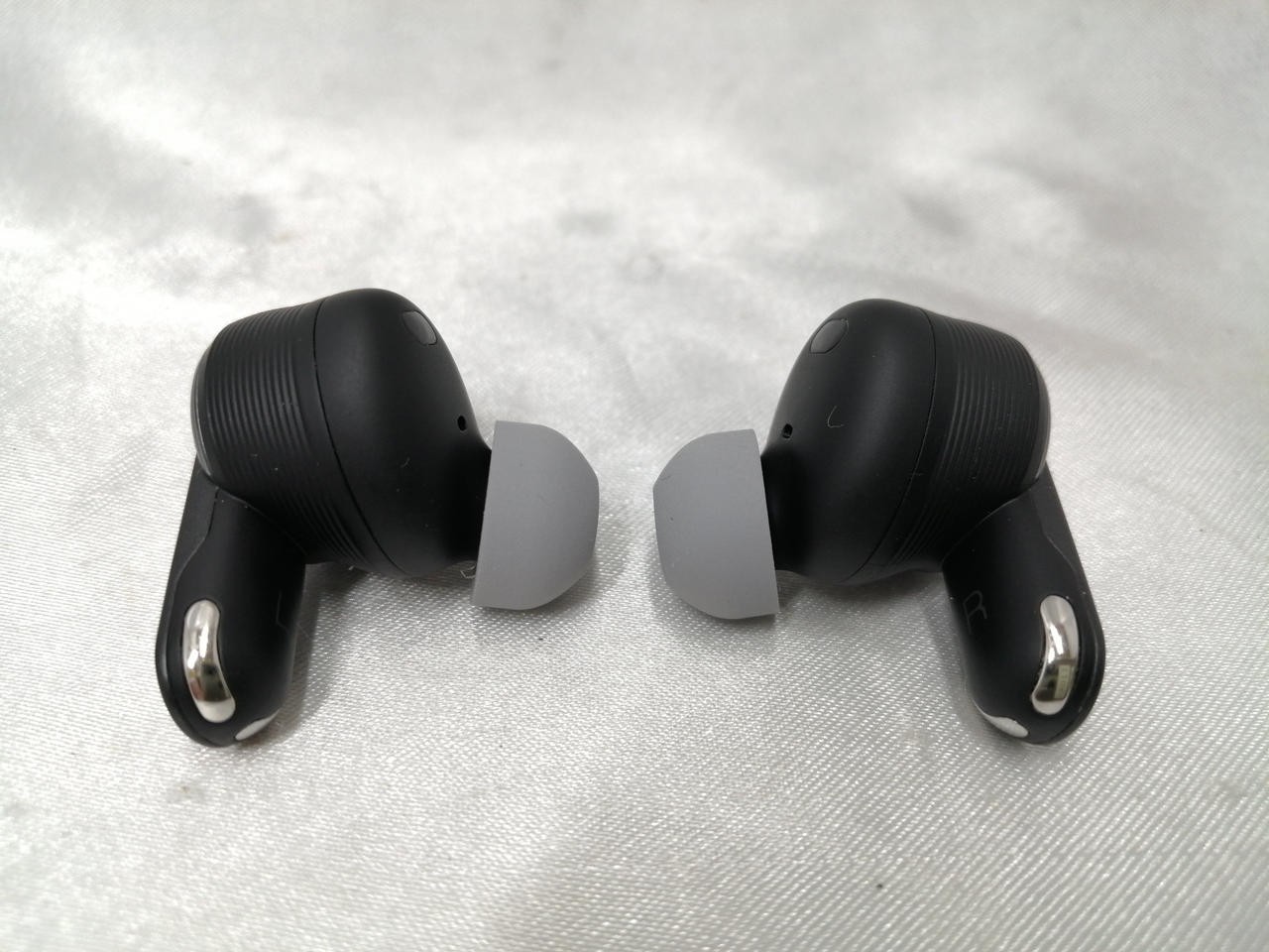 JBL Tour Pro 3 Wireless Earphones with Wired Audio Transmission Accessory