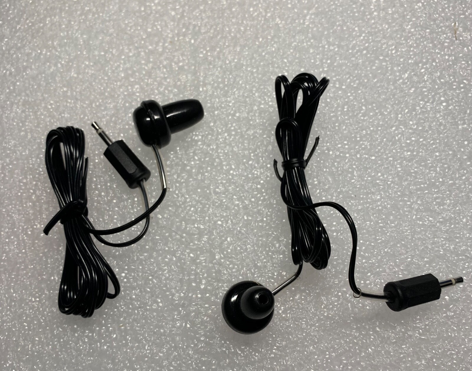 2X Mini Radio Earphone 2.5mm plug Mono 8 ohm 40-inch Cable