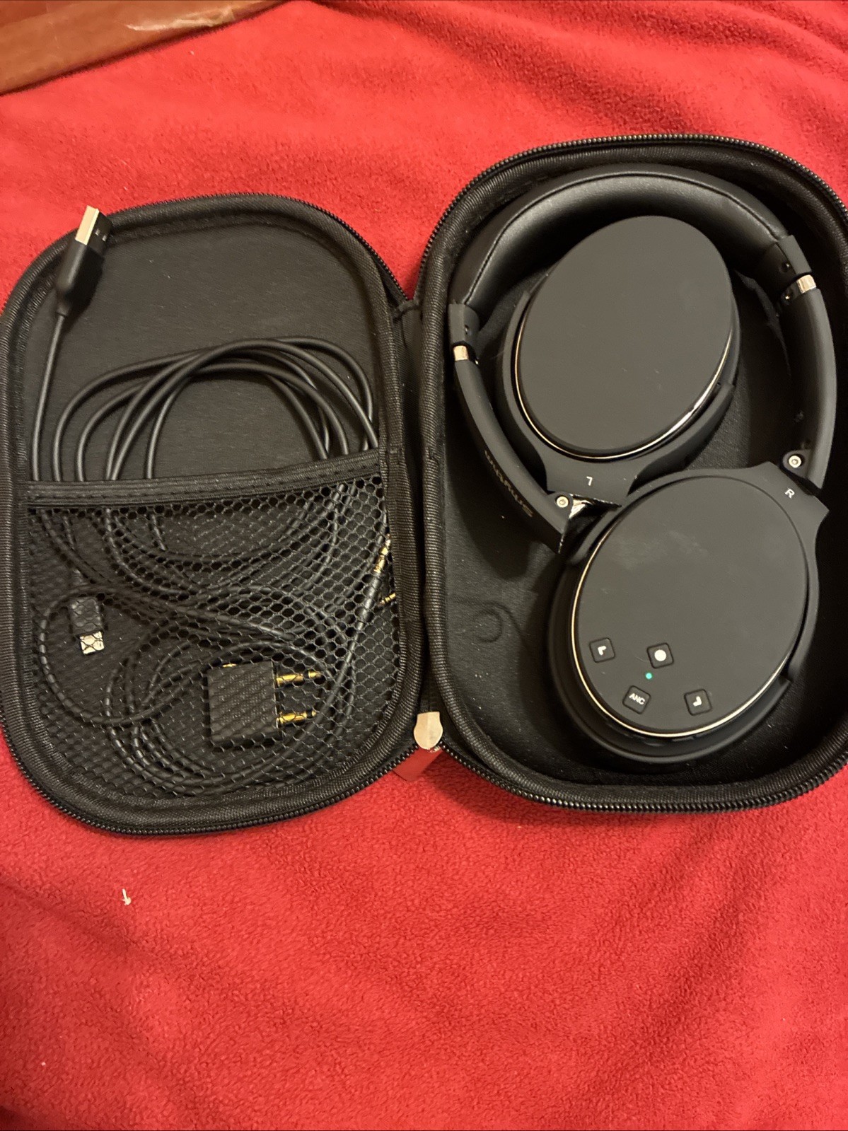 Srhythm NC25 Active On-Ear Noise Cancelling Bluetooth Headphones in Black Works