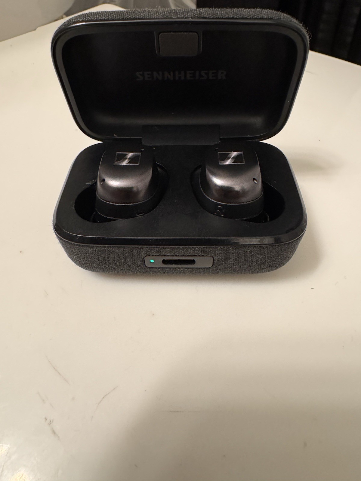 Sennheiser Momentum True Wireless 4 Earbuds Black MTW4