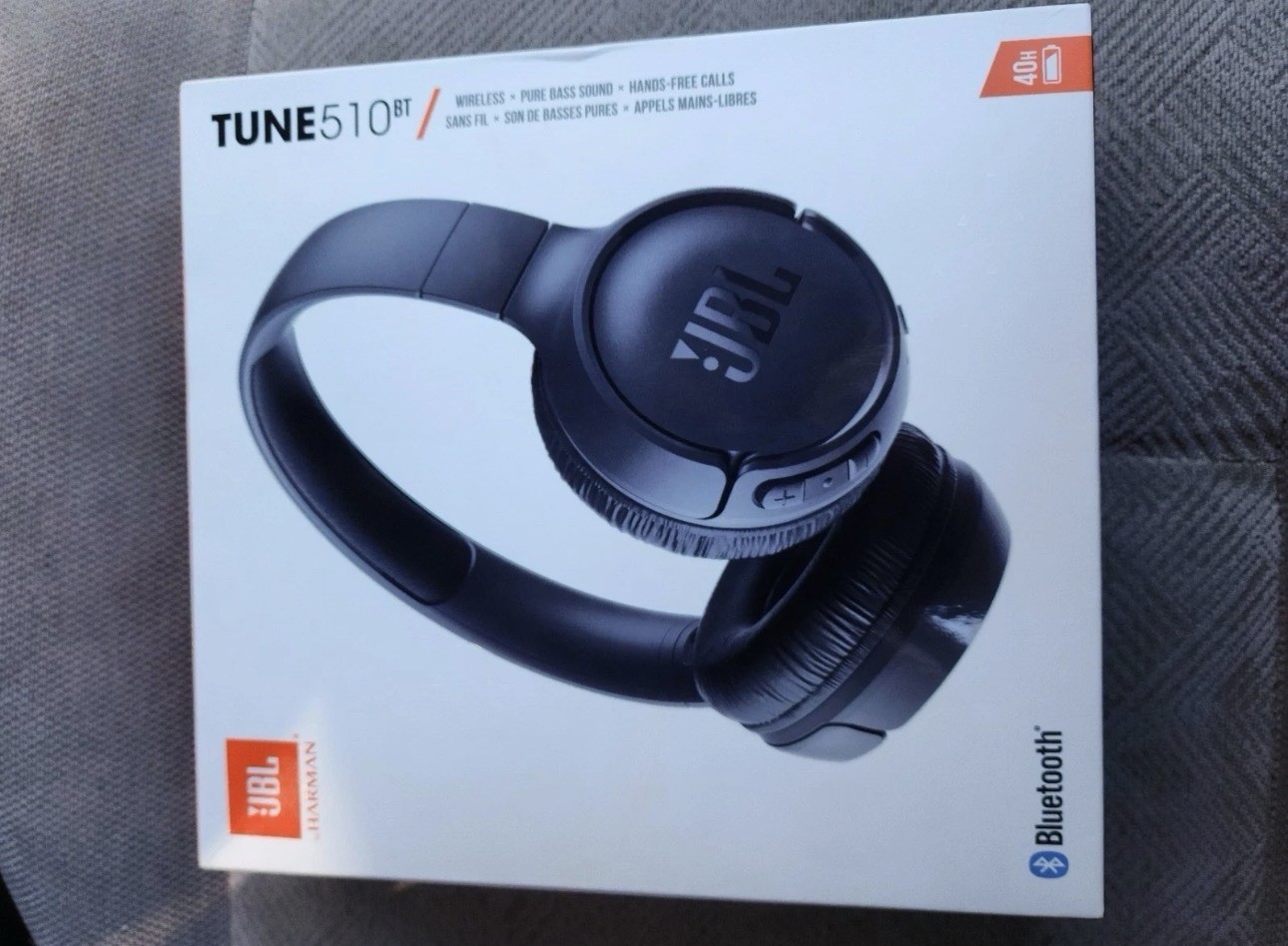 JBL Tune 520BT Bluetooth Wireless On-Ear Headphones – Black