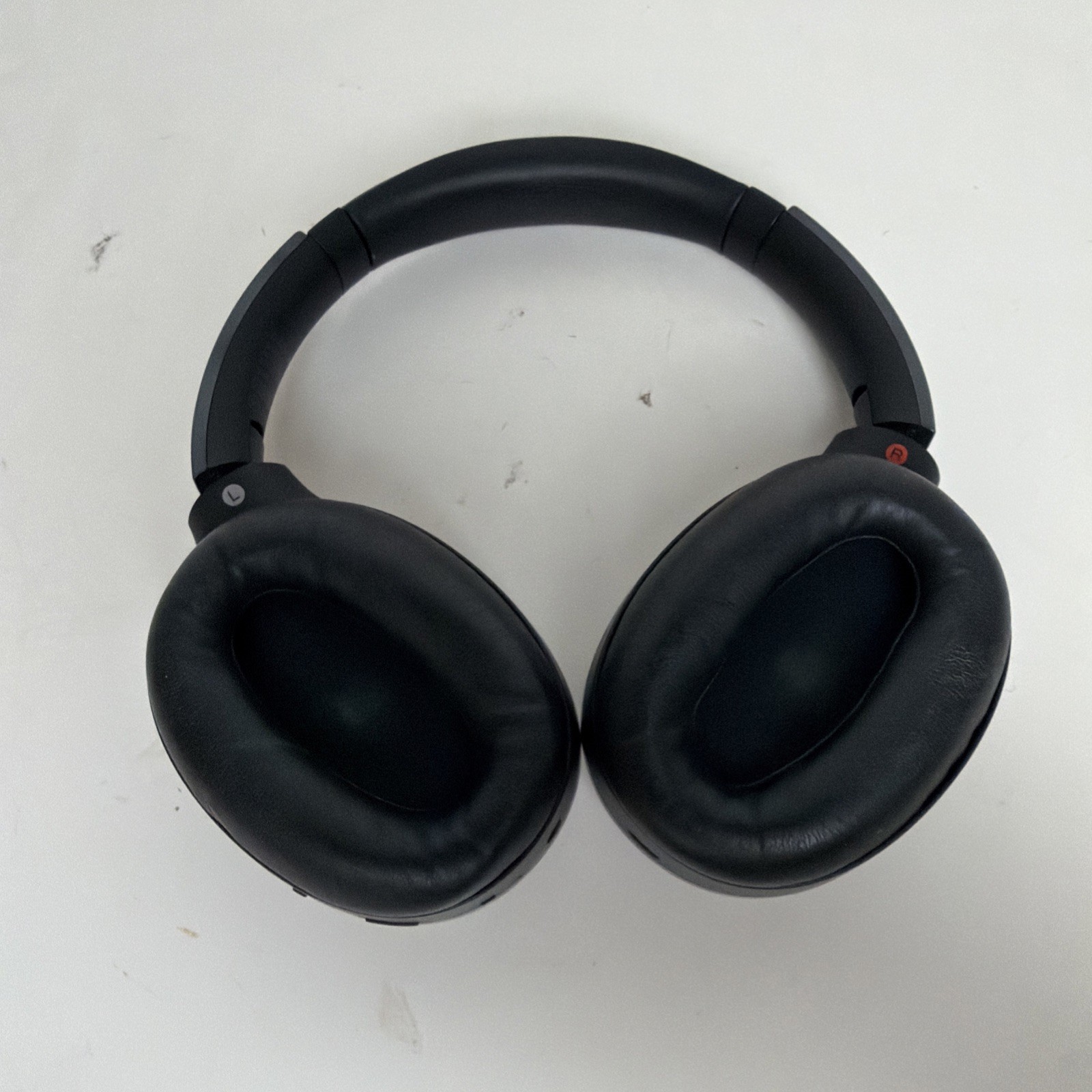 Sony MDR-1000X Wireless Noise-Canceling Headphones Black Tested Working W/ Case