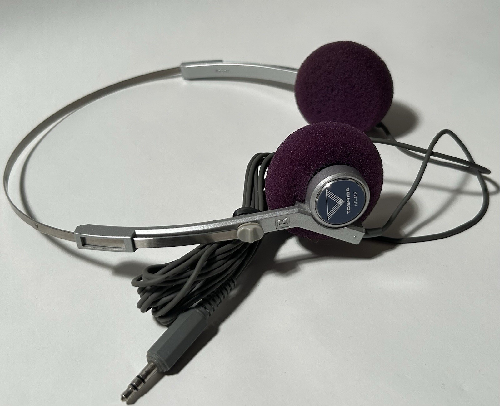 Vintage TOSHIBA HR-M2 Metal Band Stereo Headphones 3.5mm Rare Purple Cushions