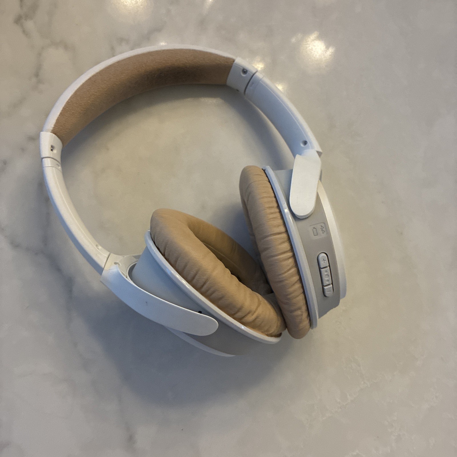 Bose SoundLink II Around-Ear Wireless Bluetooth Headphones – White (741158-0020)