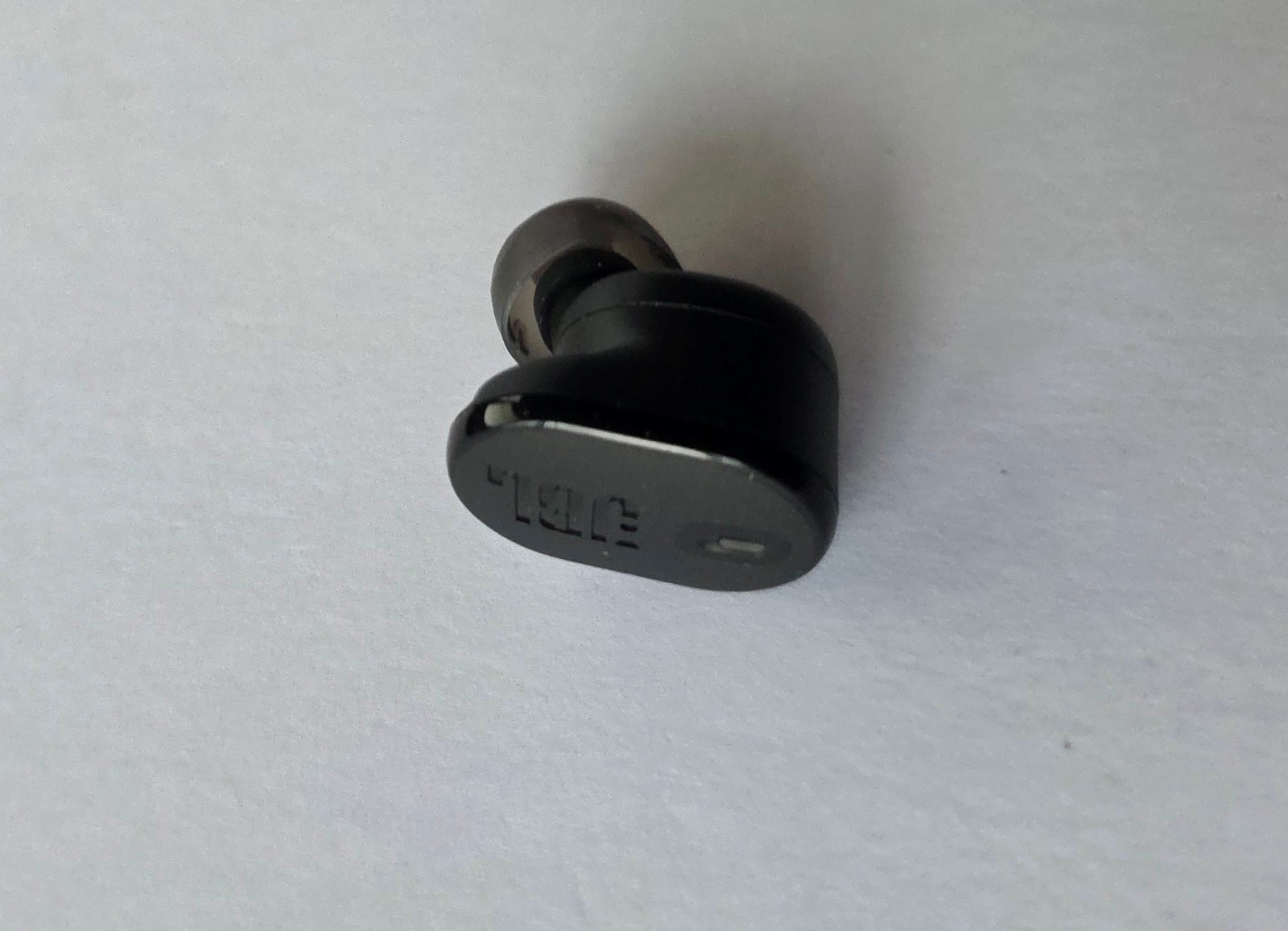 Unused OEM Black JBL Tune Buds 2 True Wireless RIGHT SIDE ONLY Earbud in Bulk Pk
