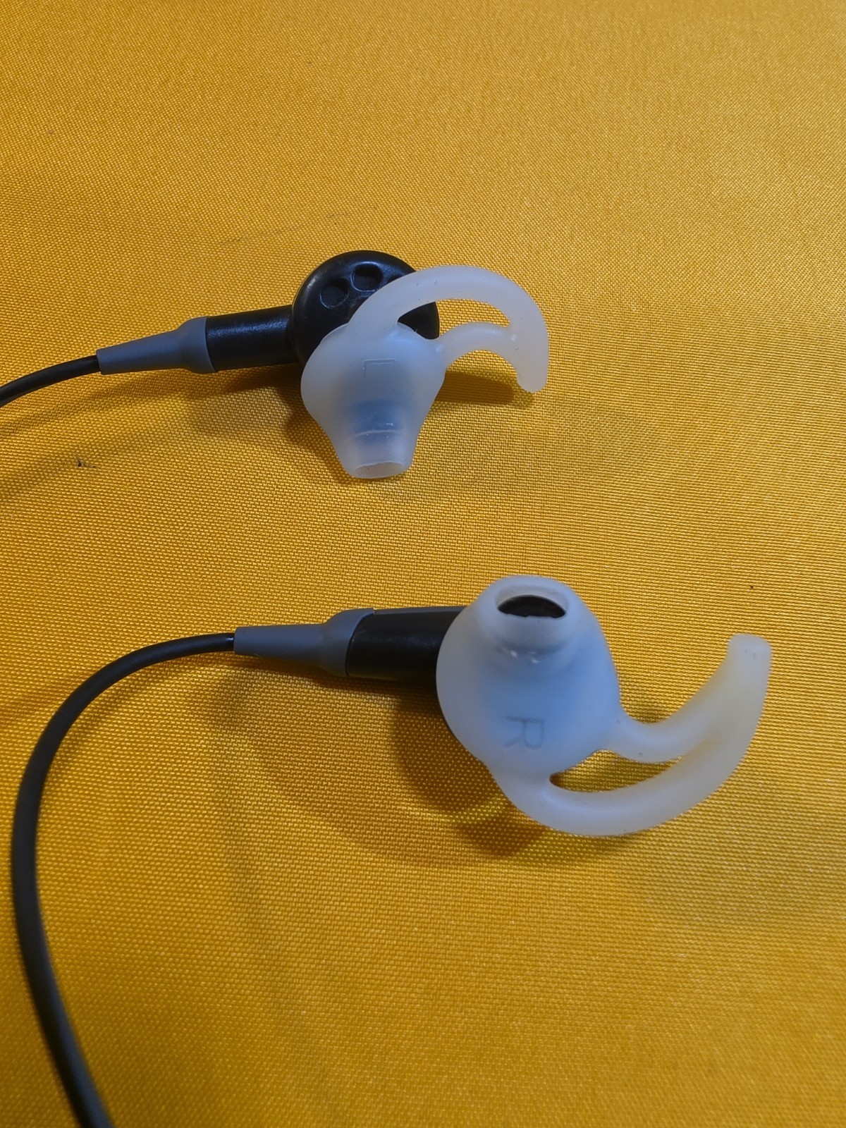 Bose SoundSport Wired 3.5mm Jack Earphones Headphones Earbuds Charcoal-Black