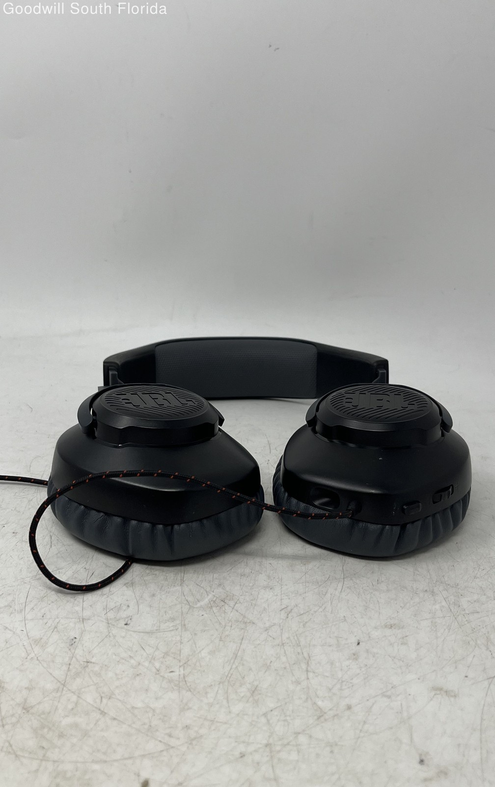 JBL Quantum 100 Black 3.5mm Audio Cable Wired Gaming Headphones Not Tested