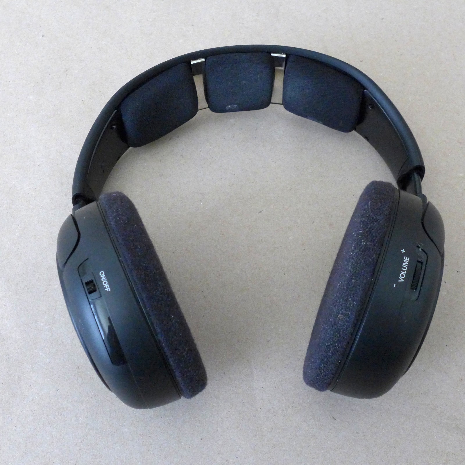 Sennheiser wireless headphones TR 120-W With base +cables Tested Works great!