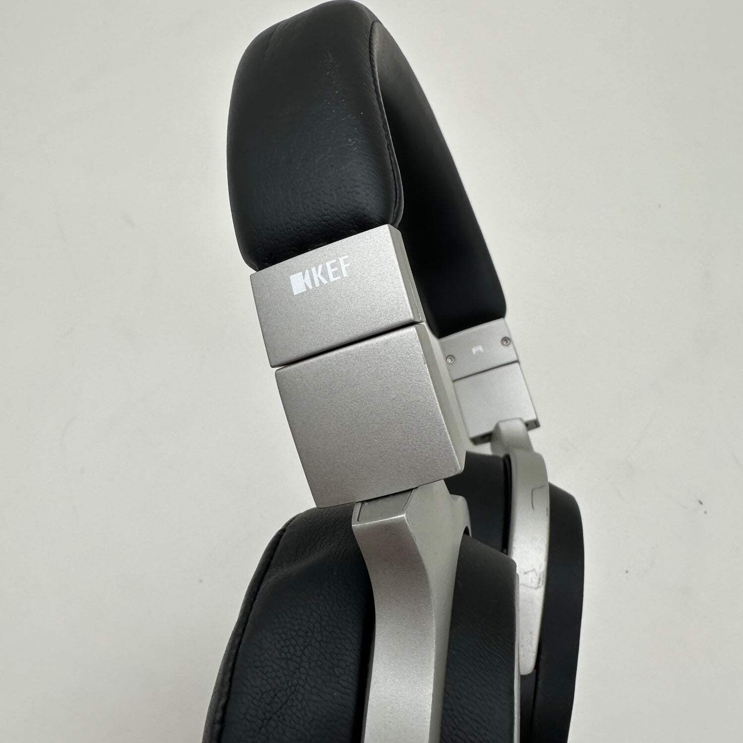 KEF Porsche Design Wireless Over-Ear Bluetooth Headphones Black
