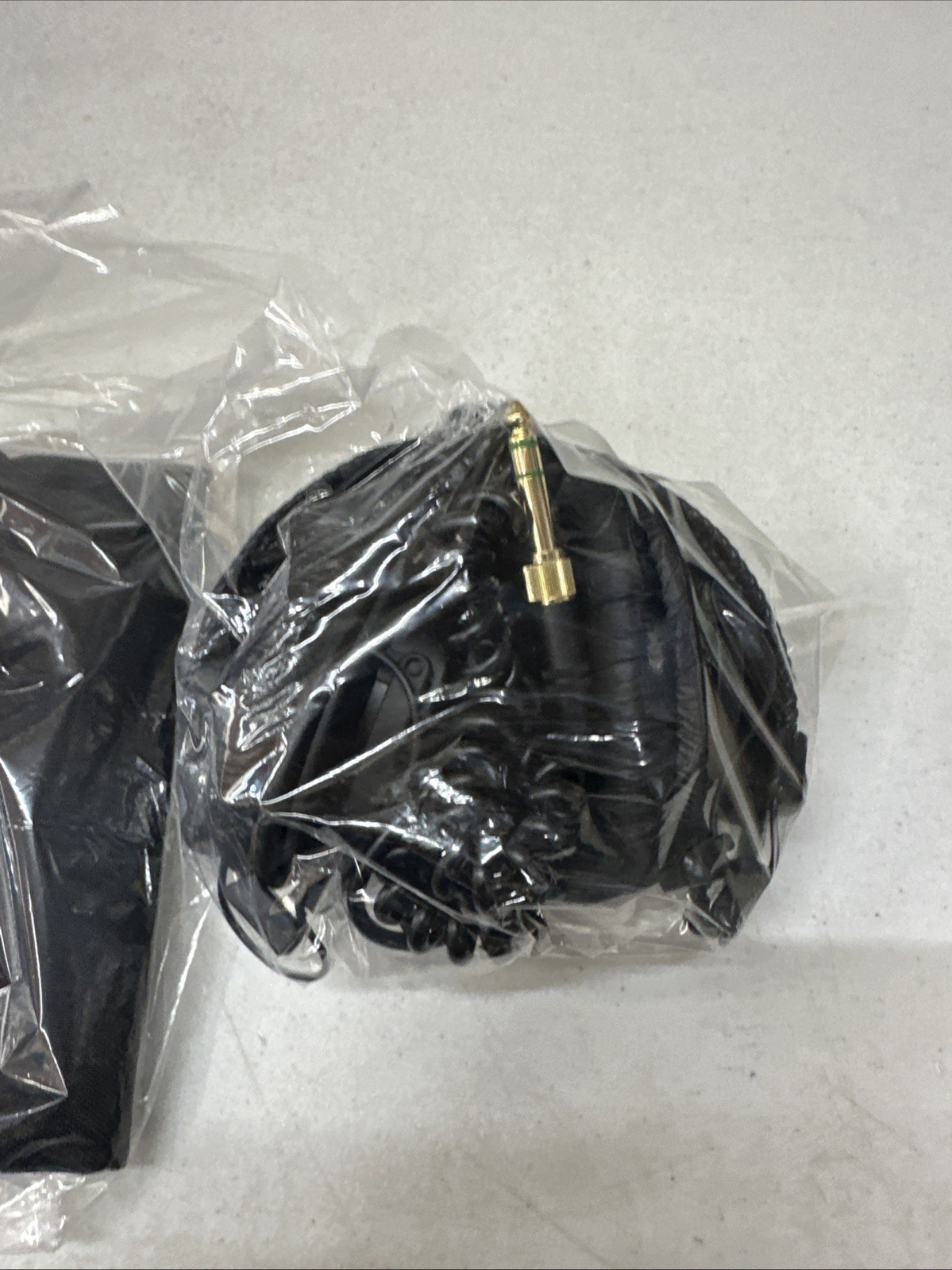 Sony MDR-7506 Headphones – Open Box