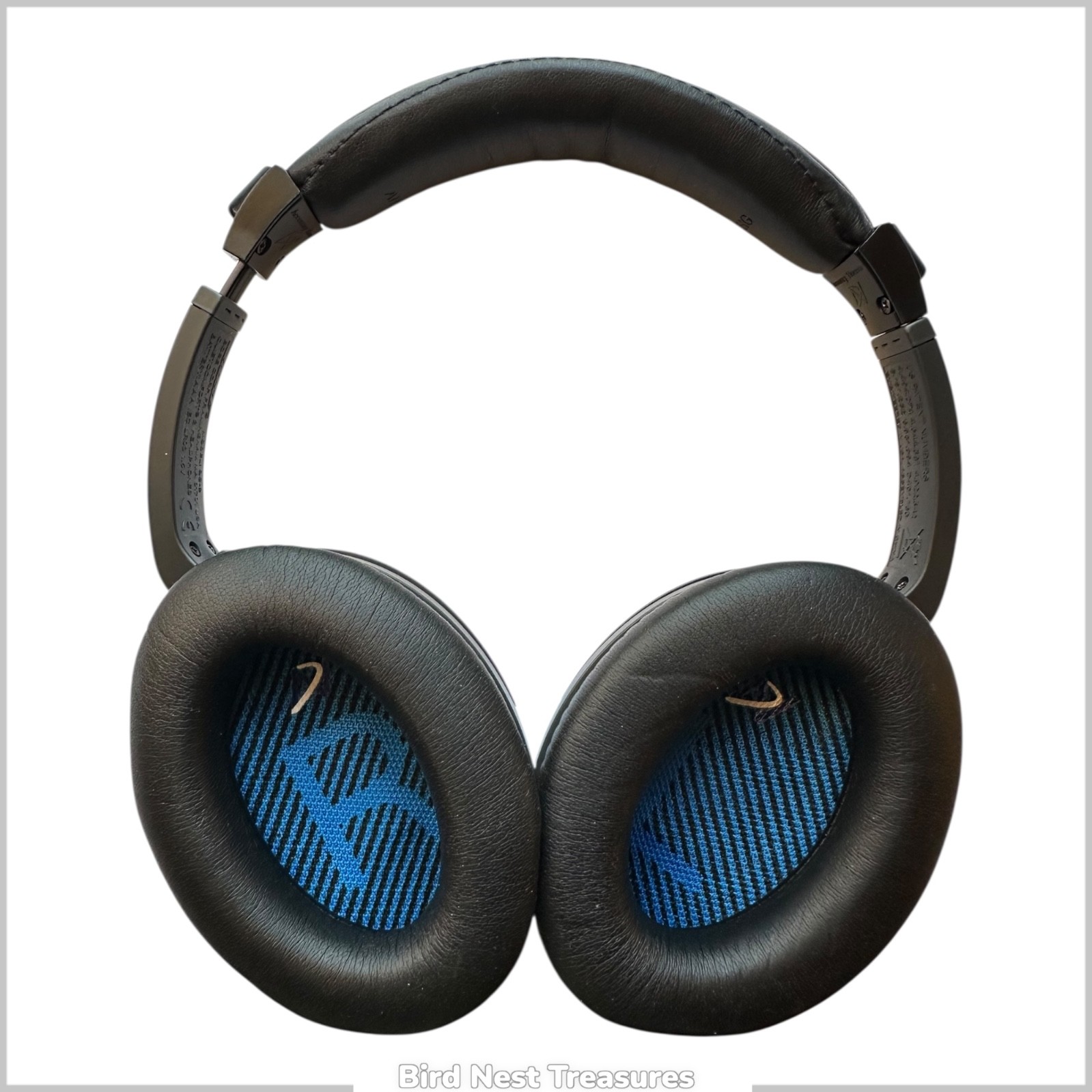 Bose QuietComfort 2 ACOUSTIC NOISE CANCELLING HEADPHONES 38233 – Case & Adapters