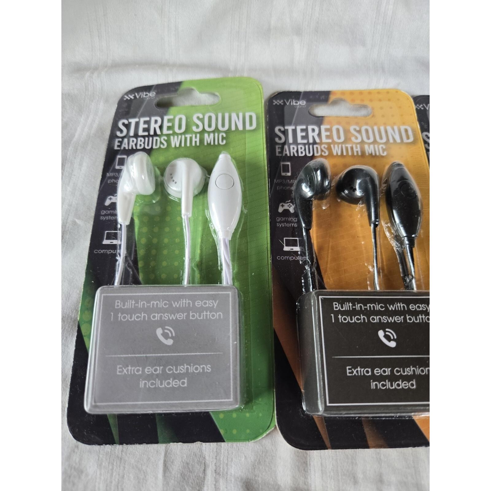 Vibe Earbuds With Mic Vibe Sound Stereo Sound. Lot Of 4