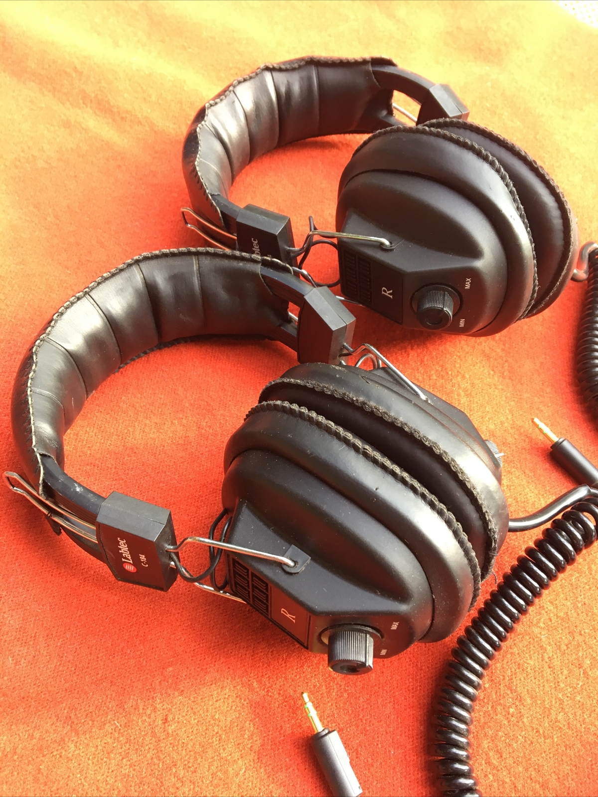Labtec C-184 Stereo Headphones over the ear pair