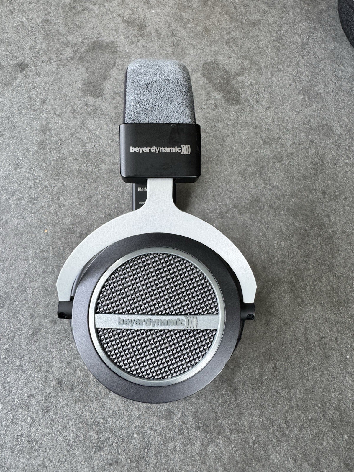 Beyerdynamic Amiron Home With The Tesla Drivers.