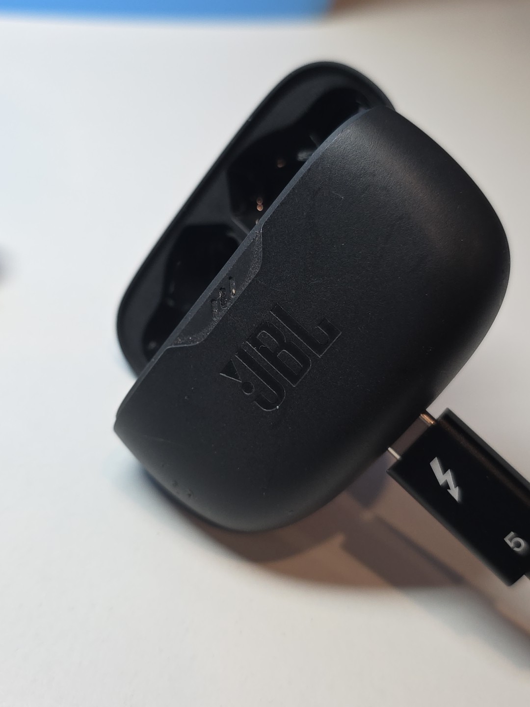 JBL Vibe Beam True Wireless Bluetooth Earbuds And Charging Case
