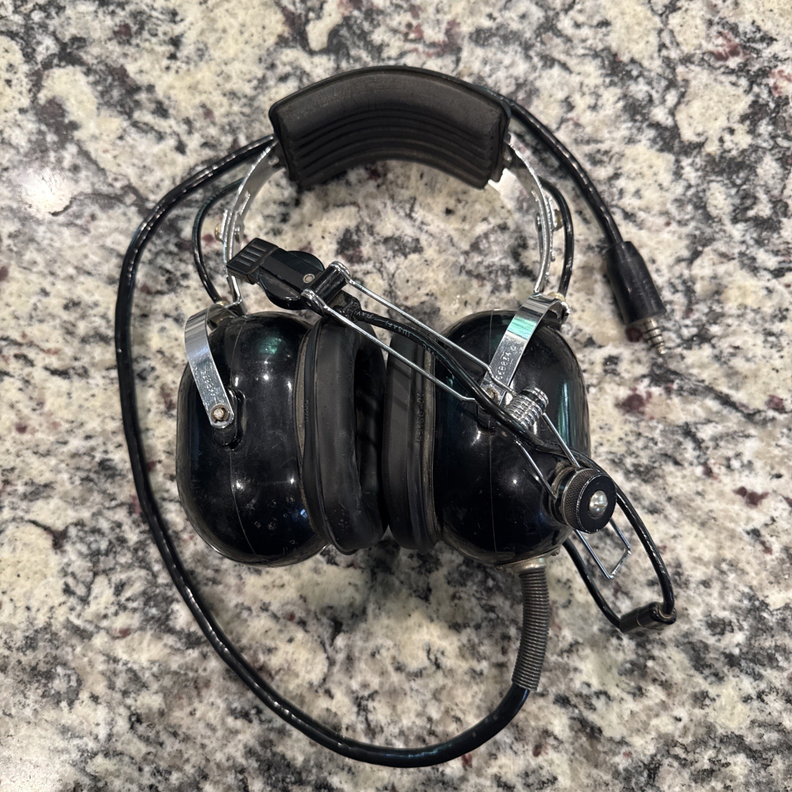 David Clark 16831 G-01 Aviation Communication Headset (Untested)