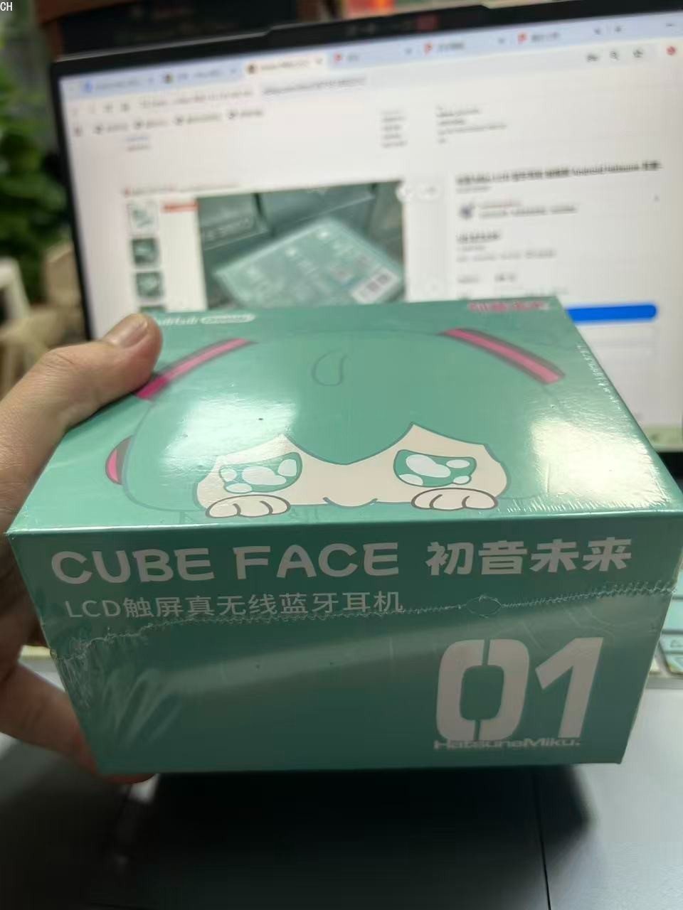 Anime Miku LCD Bluetooth Headphones Touch Screen Android Hatsune Earbuds