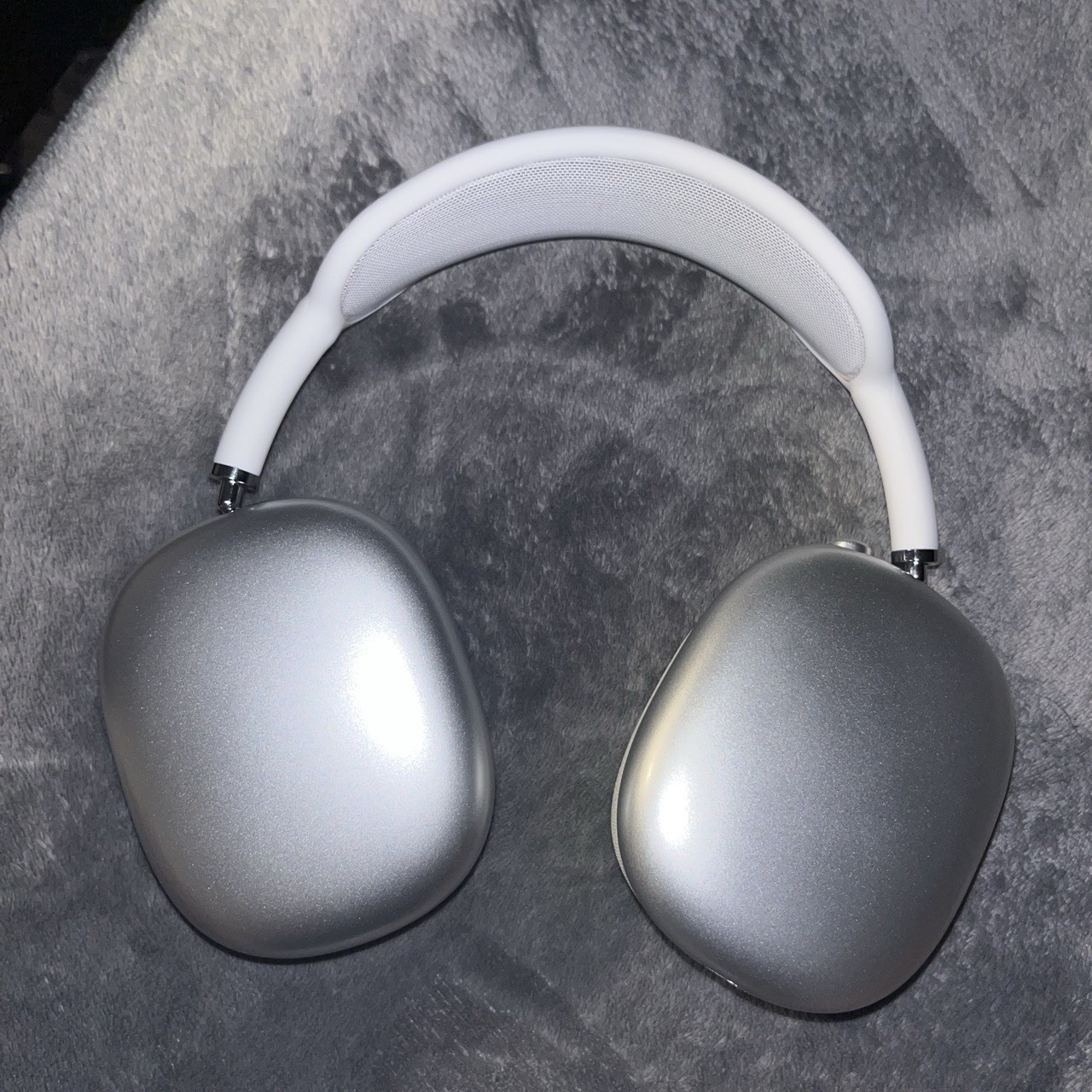 Apple AirPods Max Silver/White Over-Ear Bluetooth ANC Spatial Audio 40mm