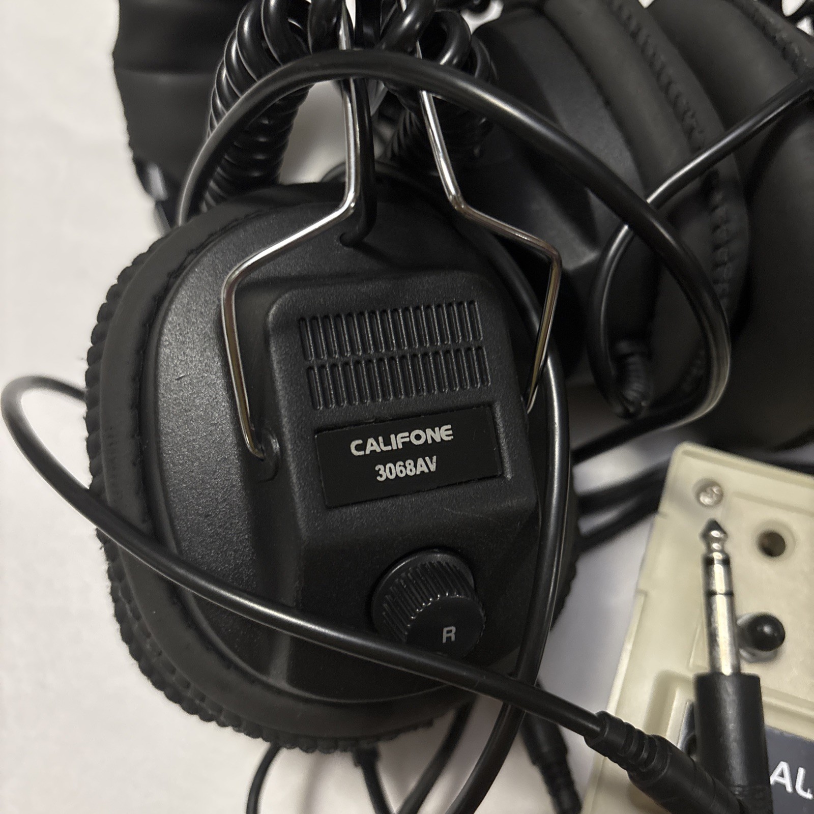 4 califone headphones 3068AV black, 1210AV-PS jack box Used In School-untested