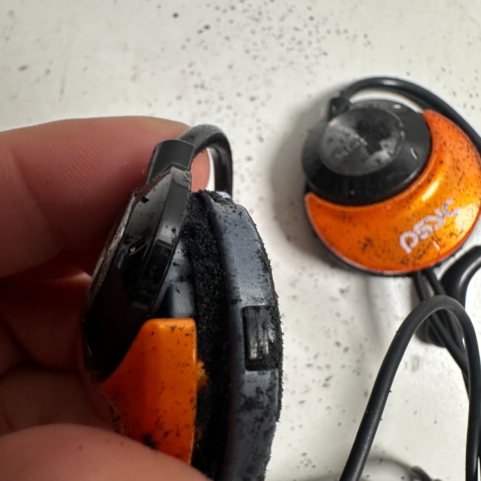 Sony MDR-Q23 Black Orange Lightweight Portable Air Hook Clip On Stereo Headphone