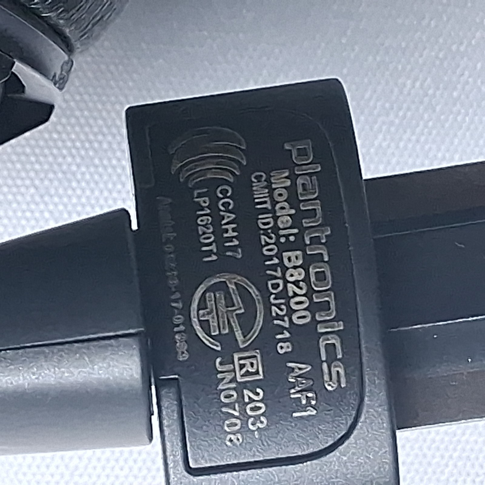 Plantronics B8200 Noise Cancelling Wireless Headphones. No Dongle. Test It works