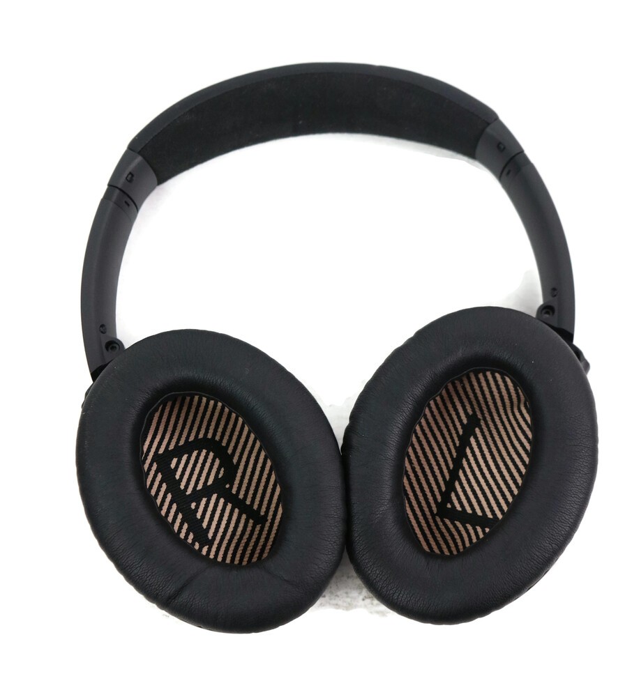 Bose Quiet Comfort 35 Bluetooth Headphones with Wired Mic attachment, USB, Case