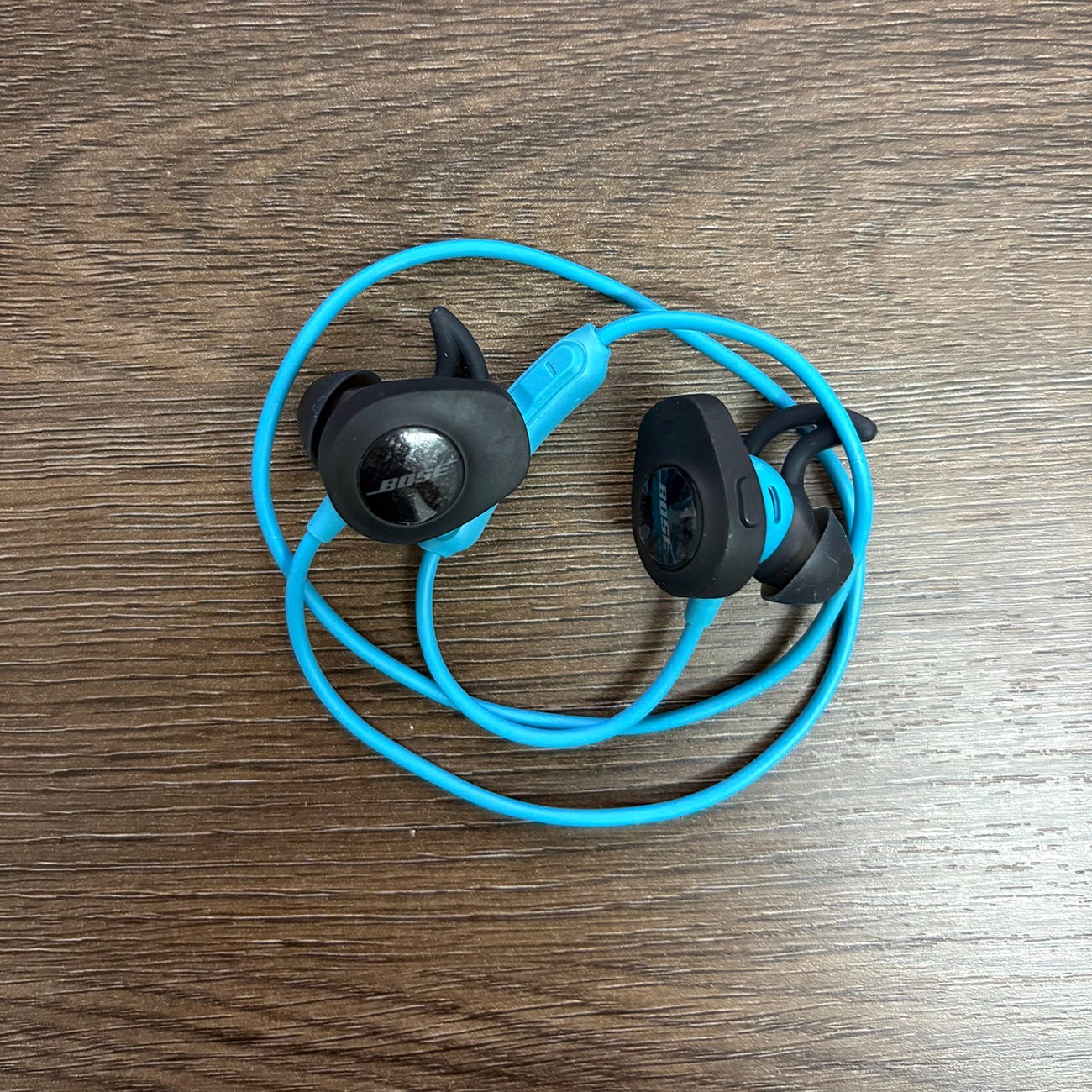 Bose Soundsport In-Ear Headphones Wireless Bluetooth Earbuds For Sports – Blue