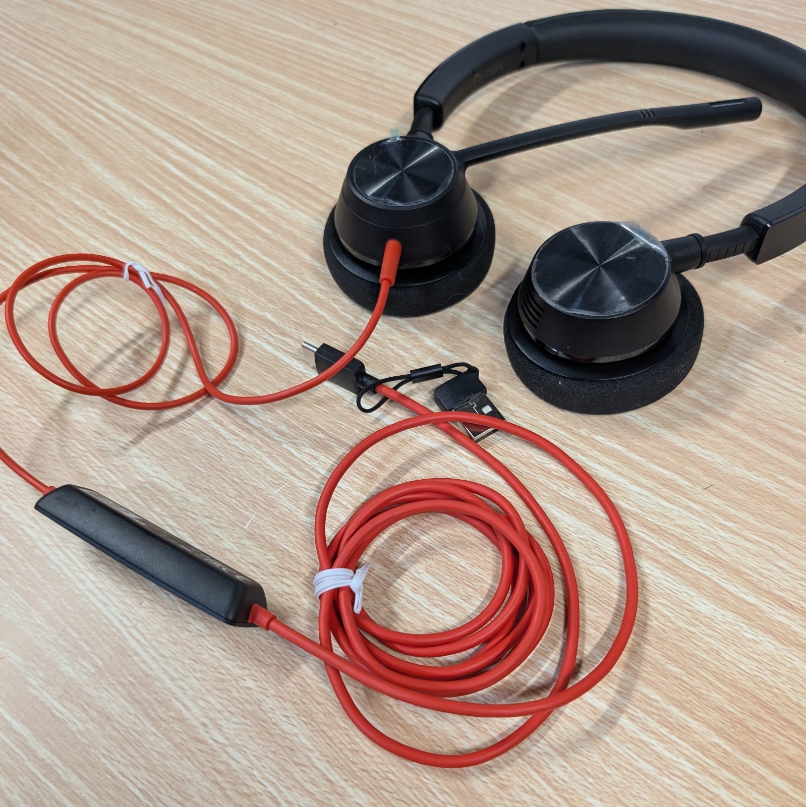 Plantronics Blackwire BW3320-M USB-A & C Wired Headset Headphones Volume