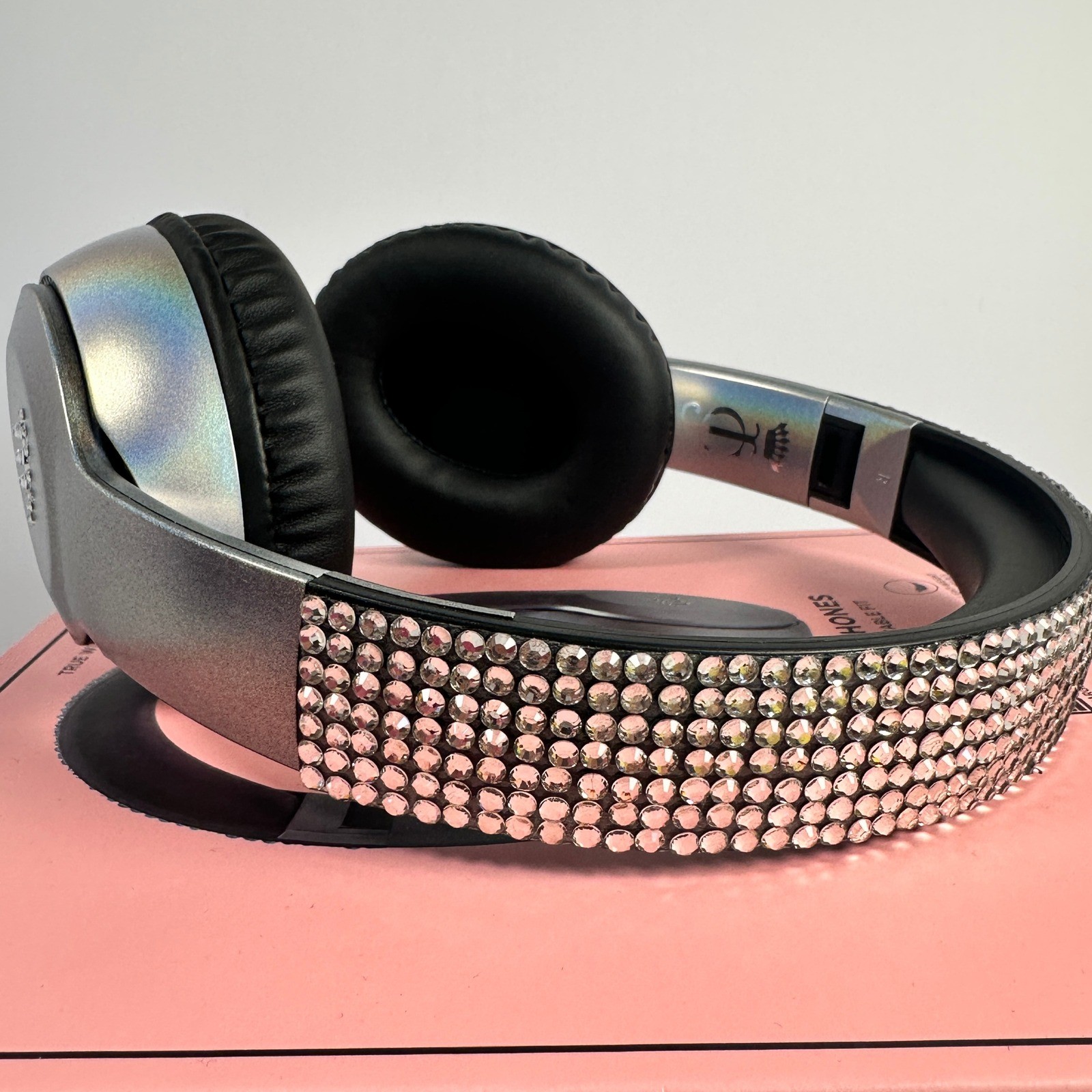 Juicy Couture Iridescent Silver Rhinestone Wireless Bluetooth Headphones NIB
