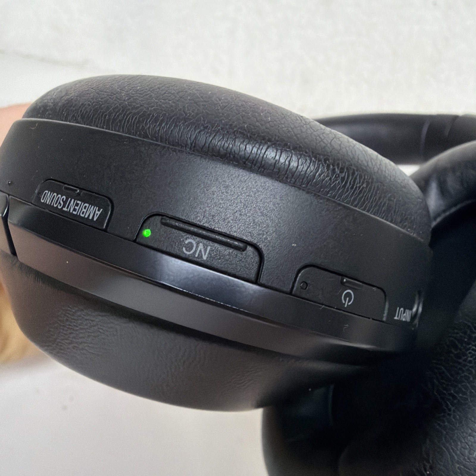 Sony MDR-1000X Wireless Noise-Canceling Headphones Black Tested Working W/ Case
