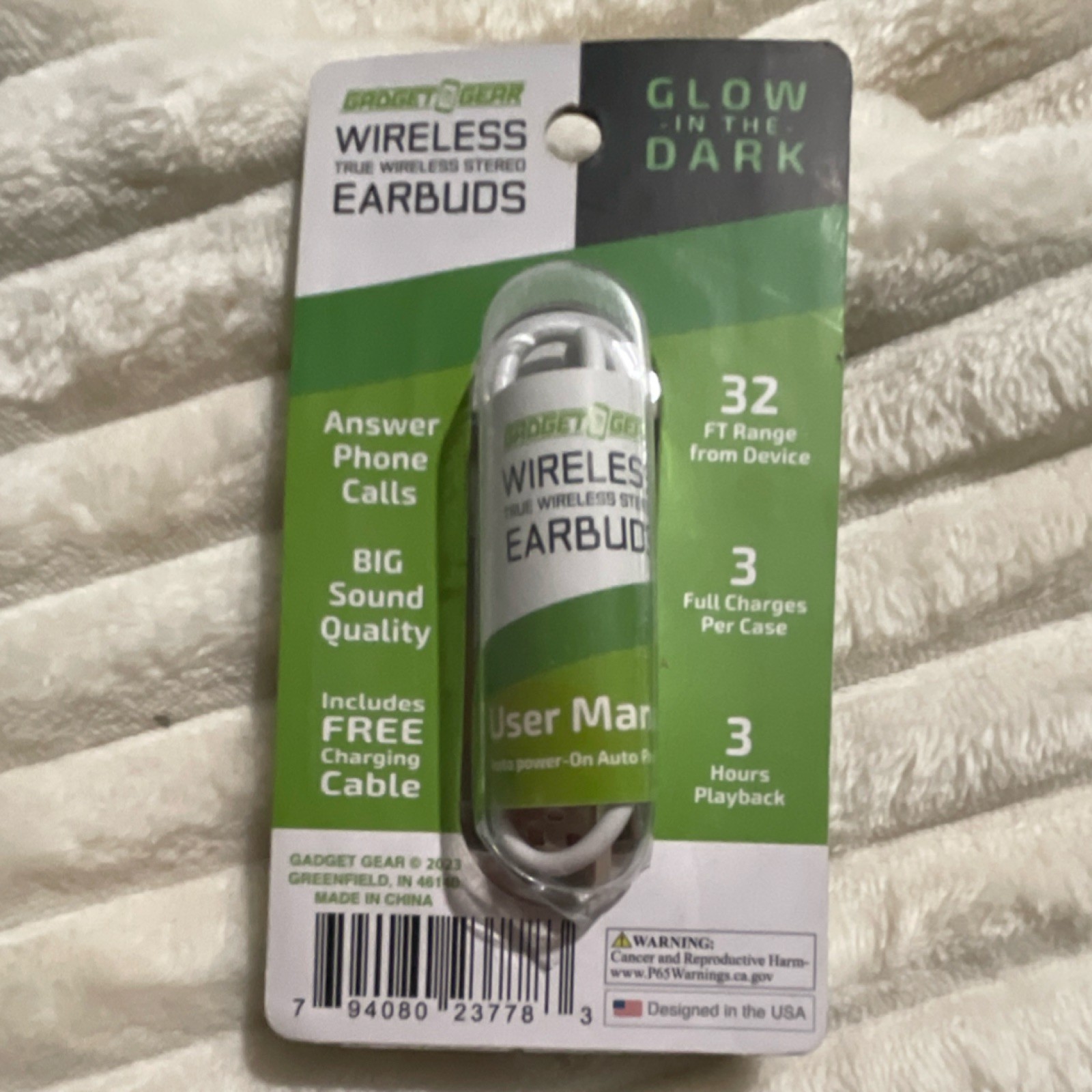 Gadget Gear Wireless Bluetooth Earbuds Built-In Mic Glow in the Dark White Green
