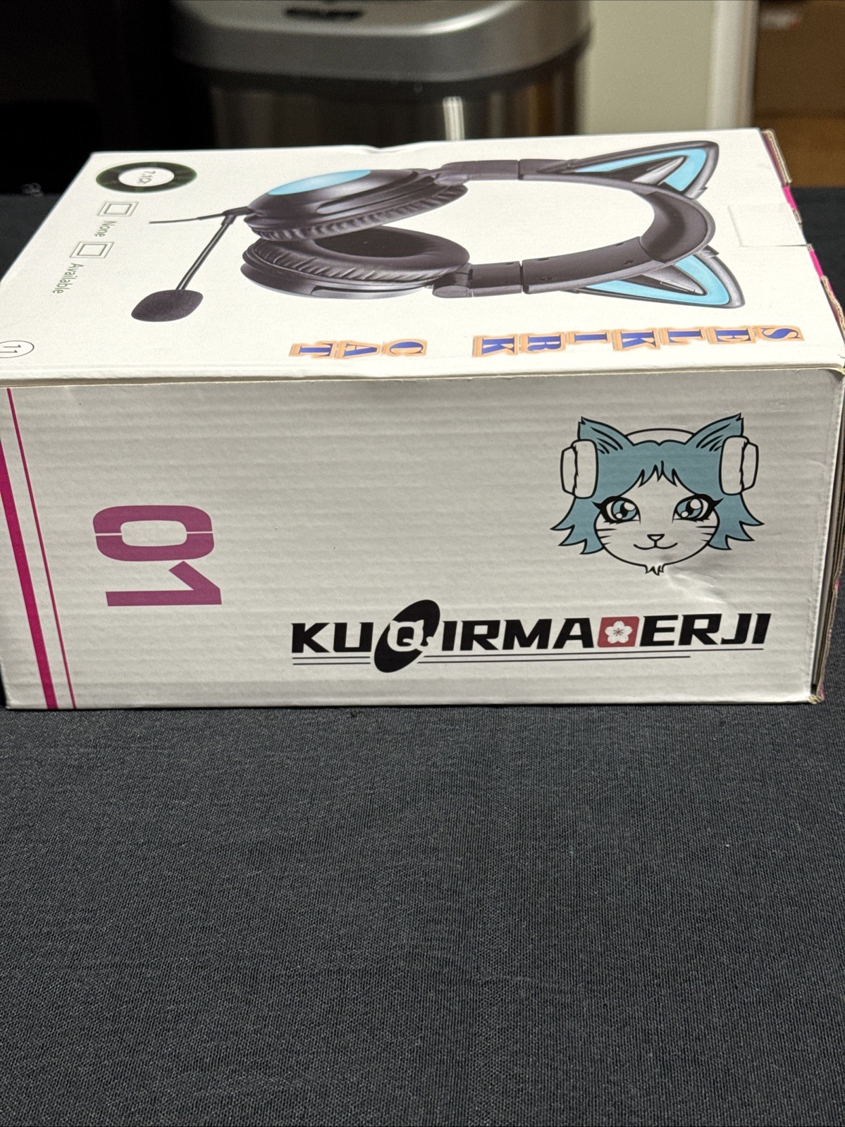 KUQIRMAOERJI Cat Ear Color Wireless Headphones Black 6 Flash Modes