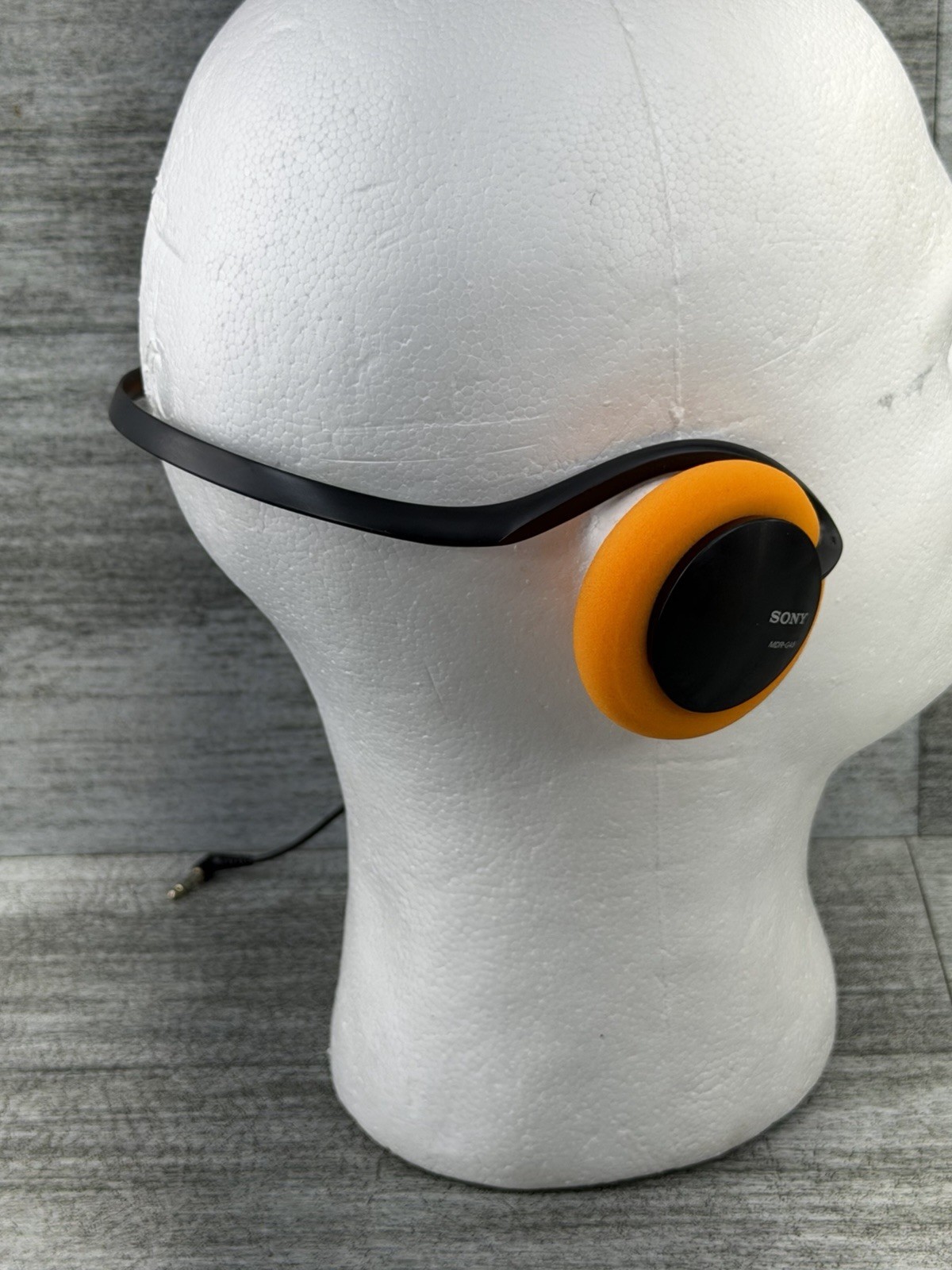 Sony MDR-G45 Street Style On Ear Behind The Neck Headphones 90s Y2K Black Orange