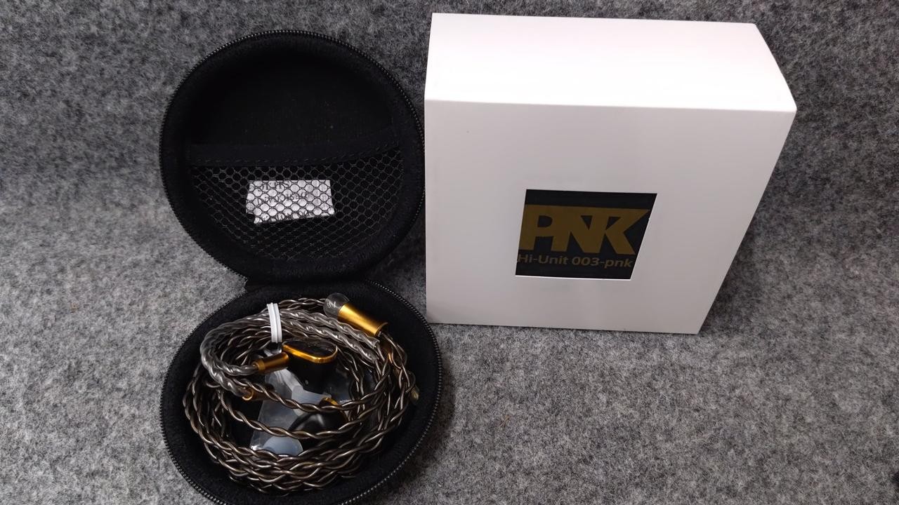 PKN HI-UNIT 003-PNK Wired Earphones with pouch, live sound, Pierre Nakano style