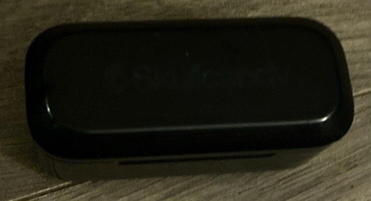 Skullcandy Smokin’ Buds True Wireless Bluetooth Earbuds Black & Come In Box EUC