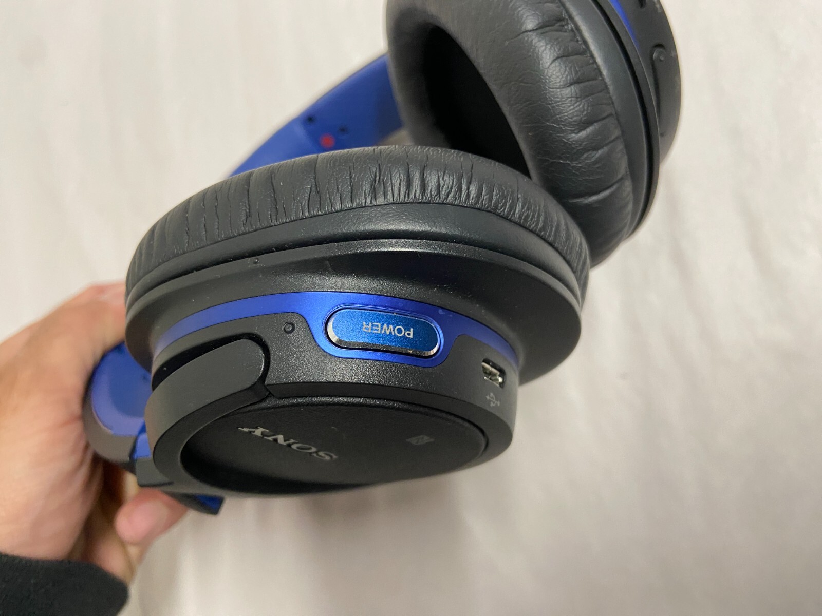Sony MDR-ZX770BT Wireless Noise Cancelling Bluetooth Headphones