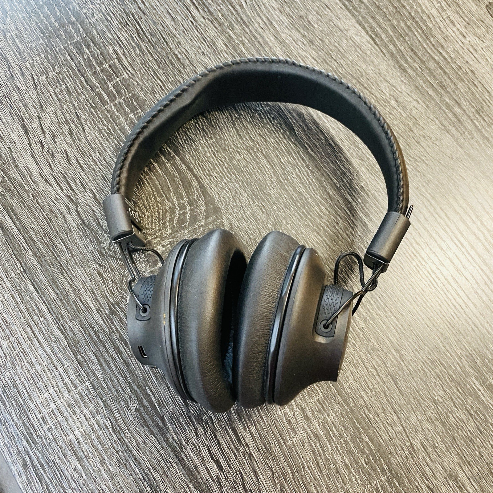 Avantree WSHT-5049 – Wireless Head Phone Black – Tested Works