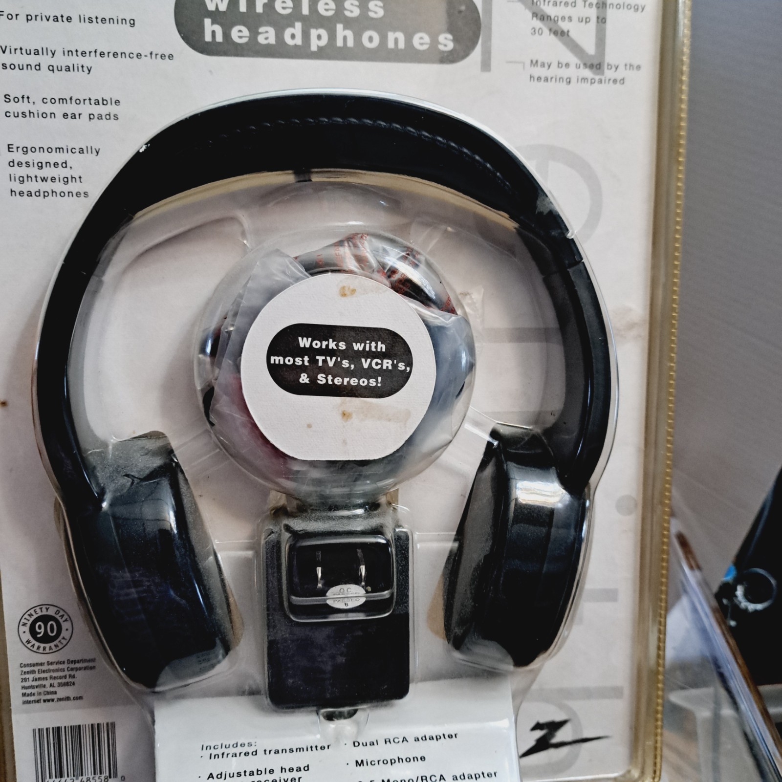 Vintage Zenith Wireless Headphones Kit Complete NIP Infrared Technology