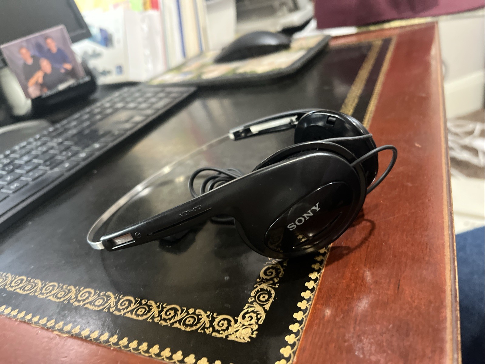 Sony MDR-013 Headband Headphones – Black