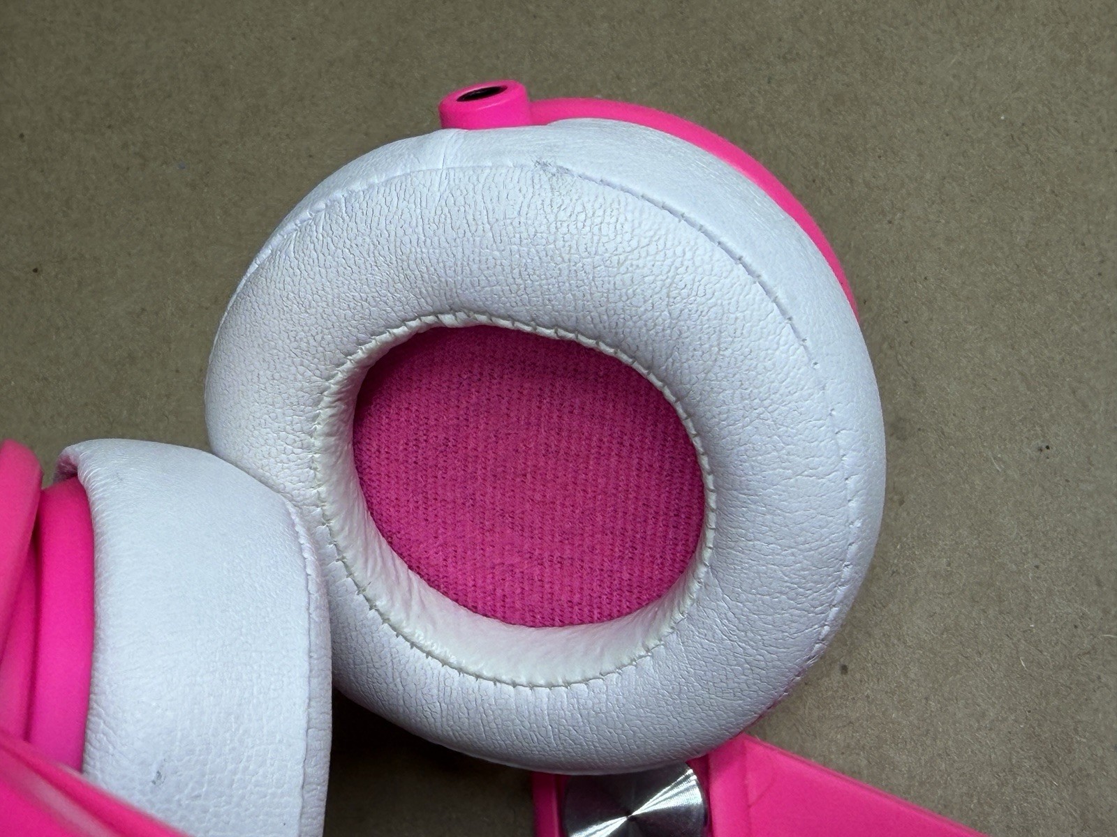 Beats by Dr. Dre Beats MIXR Over the Head DJ Wired Headphones Pink White