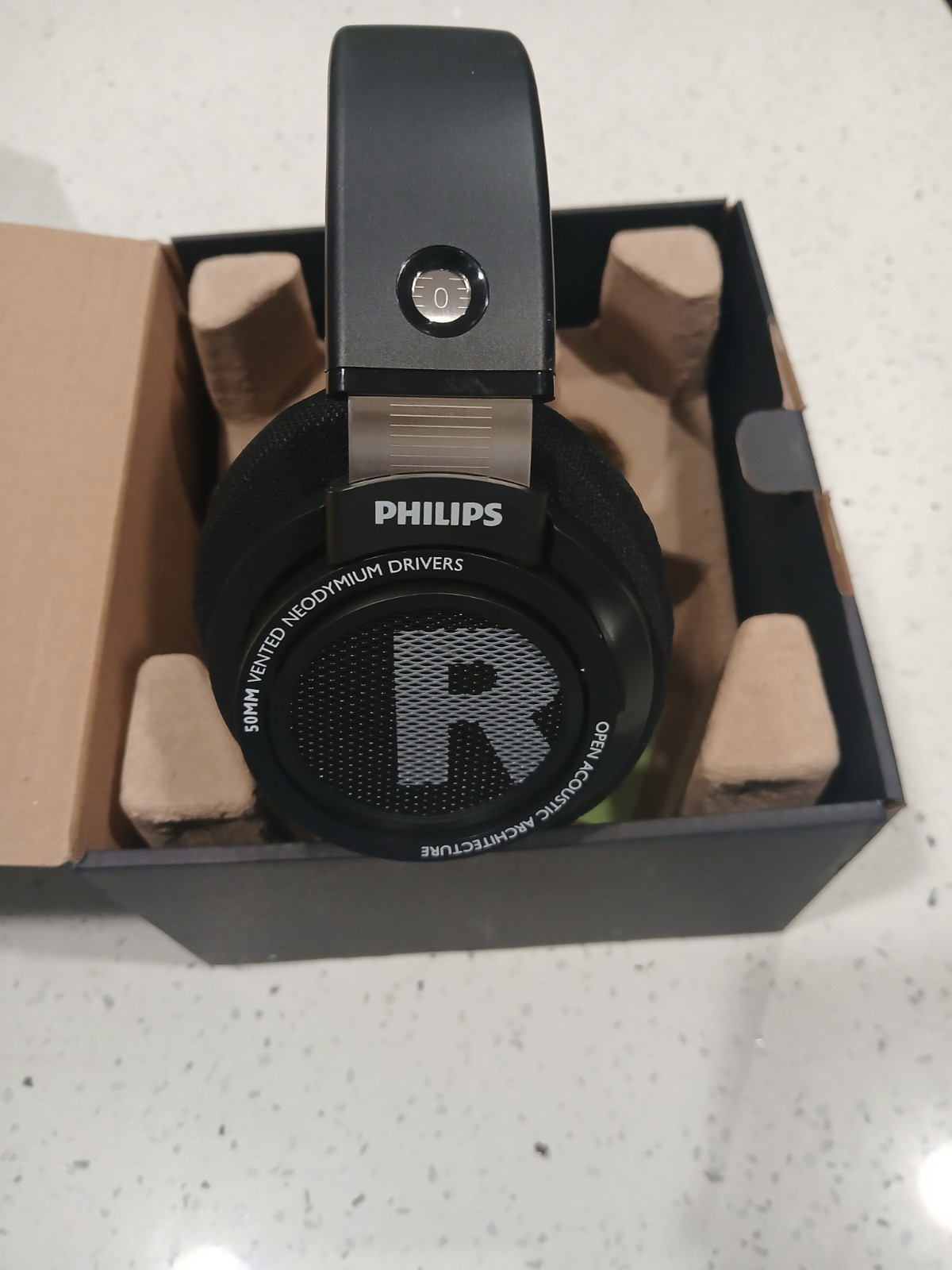 Philips SHP9500 HiFi Stereo Over-Ear Headphones – Black