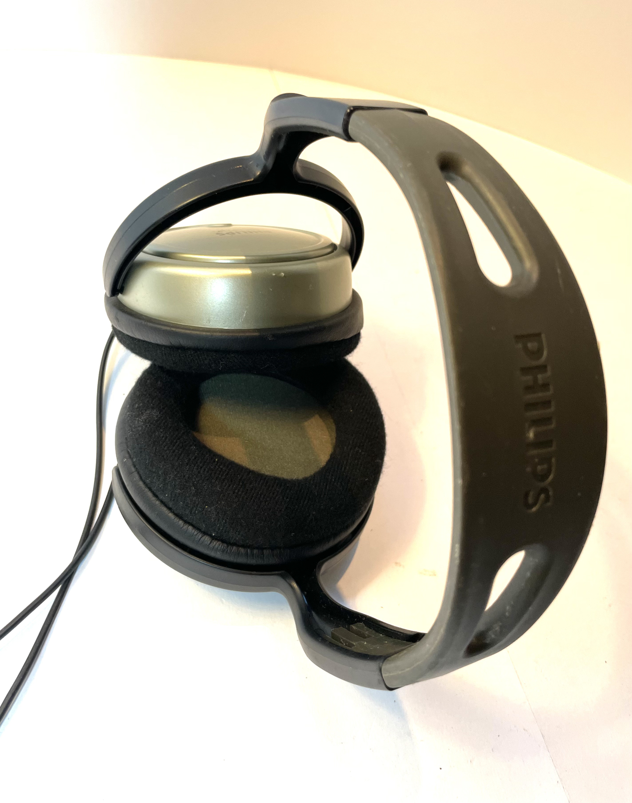 Philips SBC HP250 Dynamic Stereo 32 Ohm 3.5mm Wired Over-Ear Headphones Tested