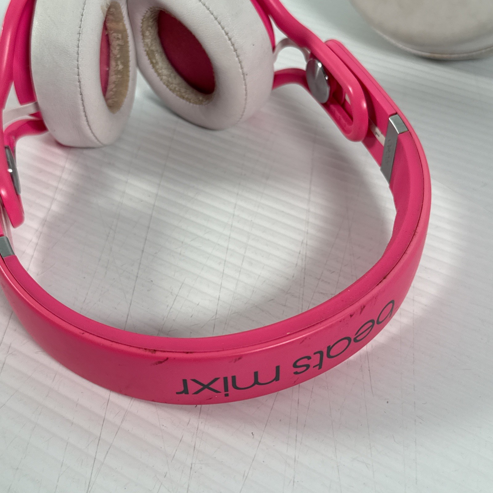 Beats Mixr Mixer David Guetta Edition Limited Edition Rare NEON Pink No Cord