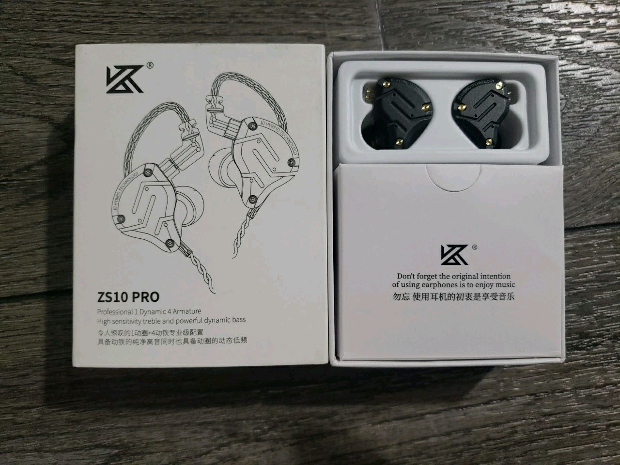 KZ ZS10 Pro, Linsoul 4BA+1DD 5 Driver in-Ear HiFi Earphones w/ Mic, 3.5mm Jack